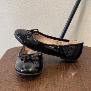 Chasing Fireflies Shiny Black Flats